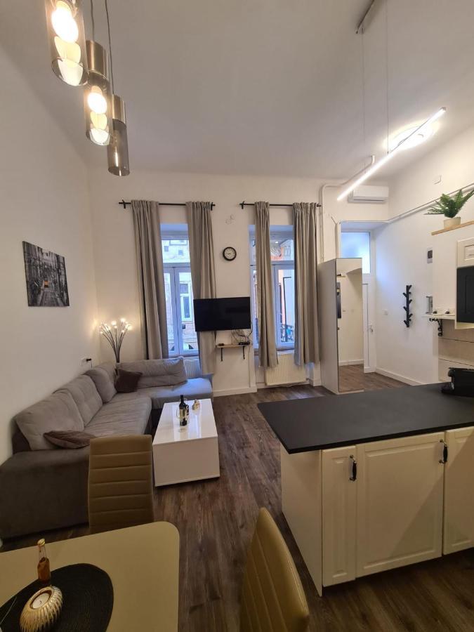Akacfa Boutique Apartment Budapest Exterior foto