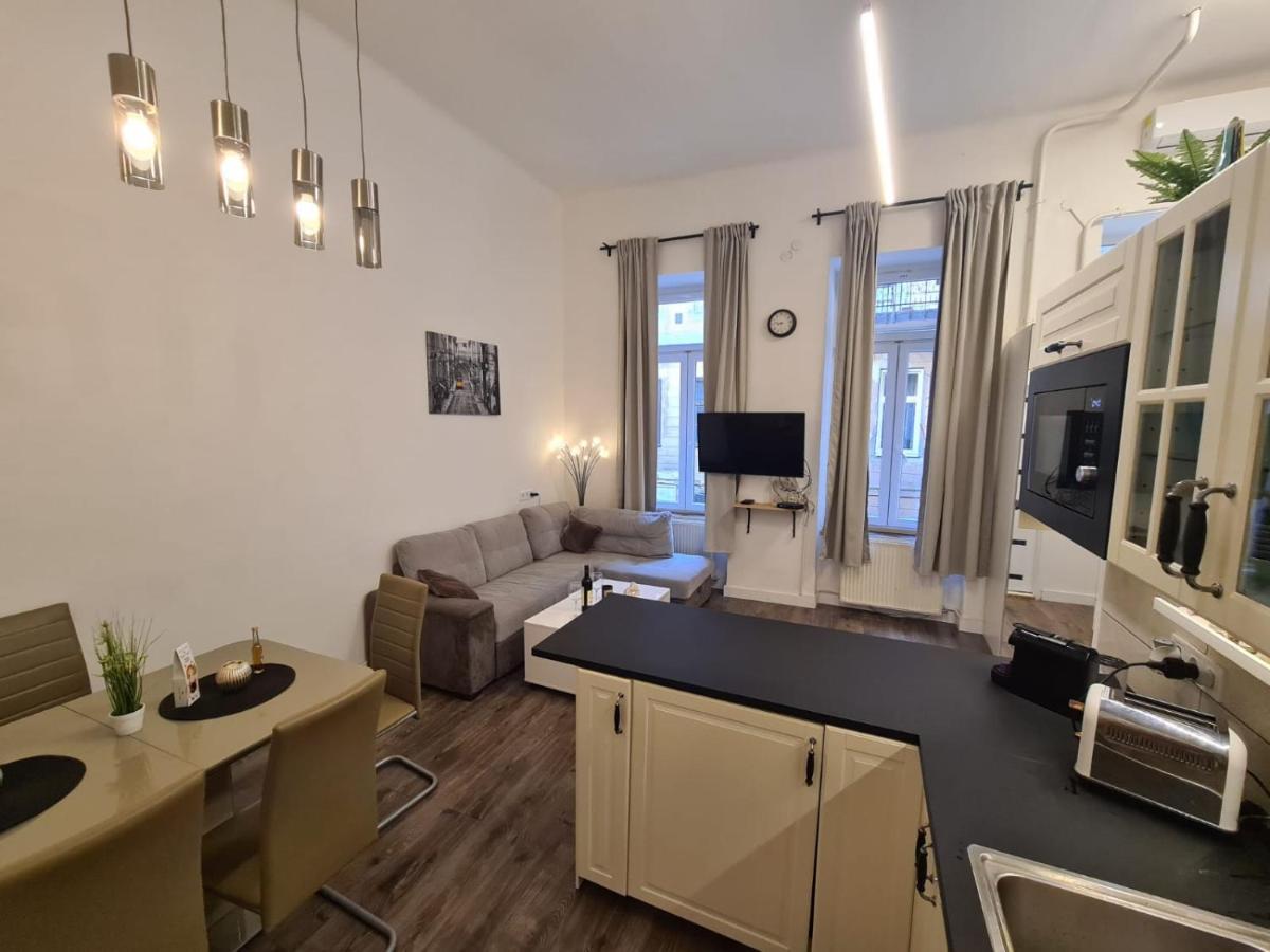 Akacfa Boutique Apartment Budapest Exterior foto